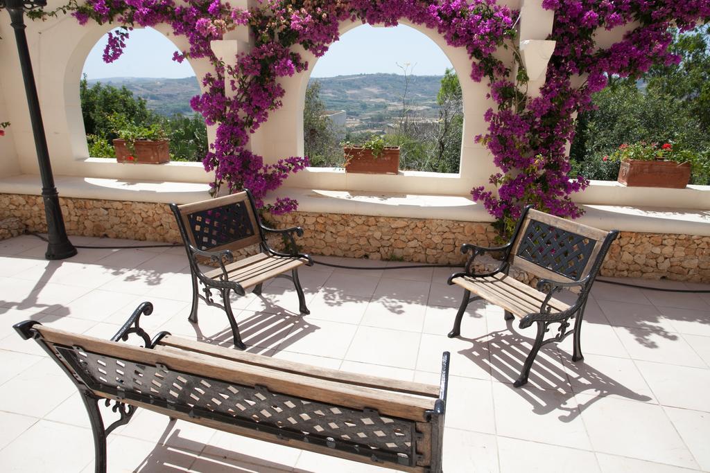 Villa Bernardette Xaghra Exterior photo